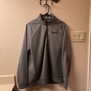 Nike Dri-fit sweatshirt